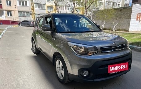 KIA Soul II рестайлинг, 2018 год, 1 700 000 рублей, 3 фотография