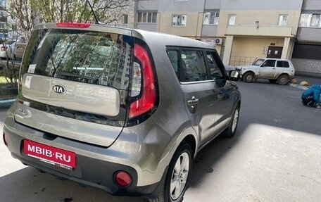 KIA Soul II рестайлинг, 2018 год, 1 700 000 рублей, 6 фотография