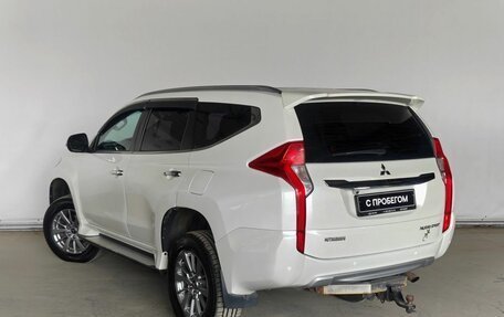 Mitsubishi Pajero Sport III рестайлинг, 2017 год, 2 750 000 рублей, 4 фотография