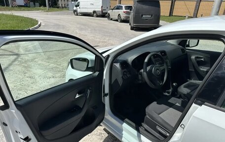 Volkswagen Polo VI (EU Market), 2015 год, 780 000 рублей, 9 фотография