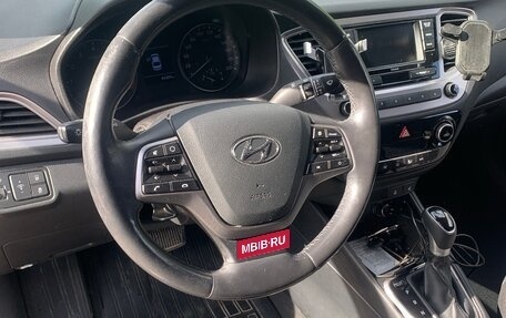 Hyundai Solaris II рестайлинг, 2020 год, 1 920 000 рублей, 9 фотография