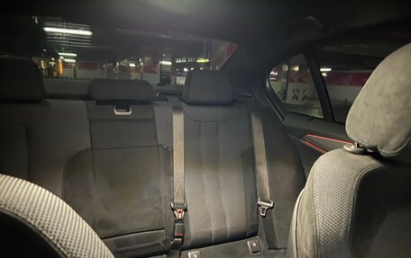 BMW 5 серия, 2018 год, 3 400 000 рублей, 14 фотография