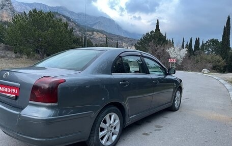 Toyota Avensis III рестайлинг, 2003 год, 620 000 рублей, 4 фотография