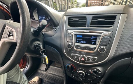 Hyundai Solaris II рестайлинг, 2014 год, 1 050 000 рублей, 8 фотография