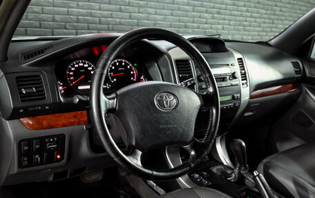 Toyota Land Cruiser Prado 120 рестайлинг, 2003 год, 2 150 000 рублей, 13 фотография