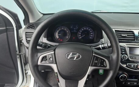 Hyundai Solaris II рестайлинг, 2016 год, 850 000 рублей, 9 фотография