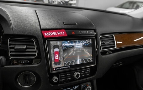 Volkswagen Touareg III, 2017 год, 2 990 000 рублей, 21 фотография