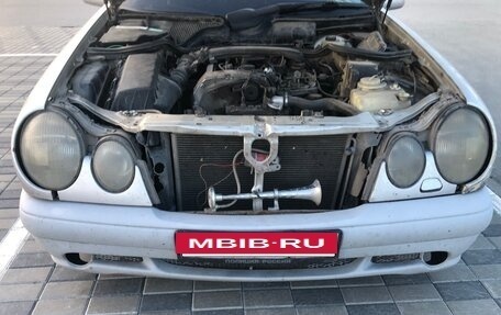 Mercedes-Benz E-Класс, 1998 год, 120 000 рублей, 2 фотография