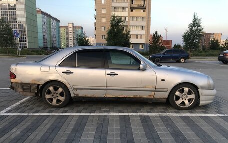 Mercedes-Benz E-Класс, 1998 год, 120 000 рублей, 8 фотография