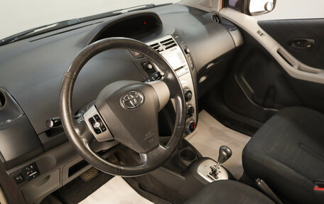 Toyota Yaris III рестайлинг, 2007 год, 649 000 рублей, 9 фотография