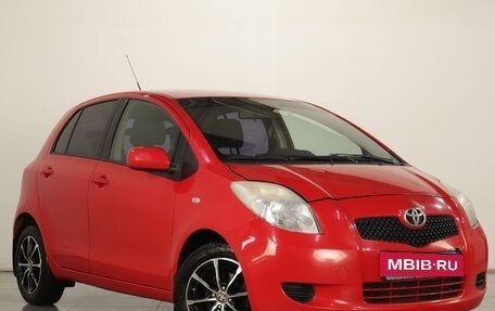Toyota Yaris III рестайлинг, 2007 год, 649 000 рублей, 2 фотография