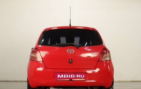 Toyota Yaris III рестайлинг, 2007 год, 649 000 рублей, 6 фотография