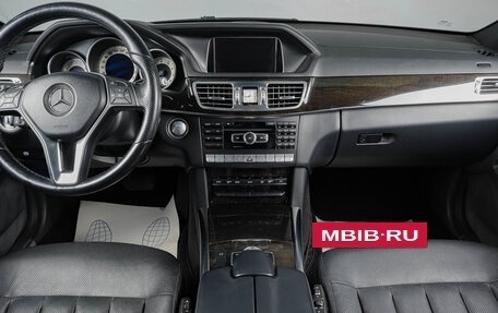 Mercedes-Benz E-Класс, 2013 год, 2 419 000 рублей, 13 фотография