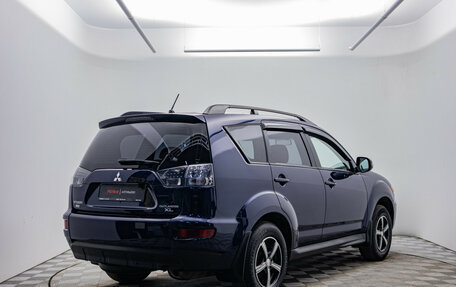 Mitsubishi Outlander III рестайлинг 3, 2011 год, 1 240 000 рублей, 6 фотография