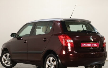 Skoda Fabia II, 2011 год, 899 000 рублей, 5 фотография