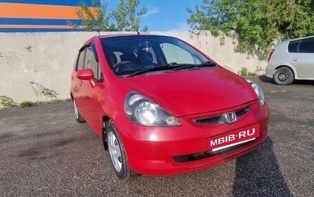 Honda Fit III, 2002 год, 380 000 рублей, 2 фотография