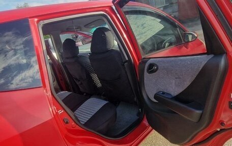 Honda Fit III, 2002 год, 380 000 рублей, 8 фотография