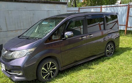Honda Stepwgn IV, 2015 год, 2 050 000 рублей, 3 фотография