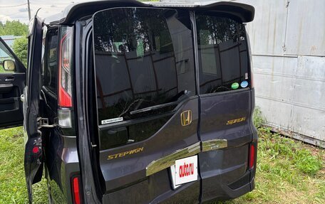 Honda Stepwgn IV, 2015 год, 2 050 000 рублей, 8 фотография