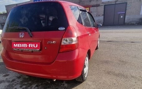 Honda Fit III, 2002 год, 380 000 рублей, 6 фотография