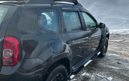 Renault Duster I рестайлинг, 2015 год, 900 000 рублей, 2 фотография