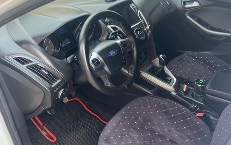 Ford Focus III, 2011 год, 560 000 рублей, 3 фотография