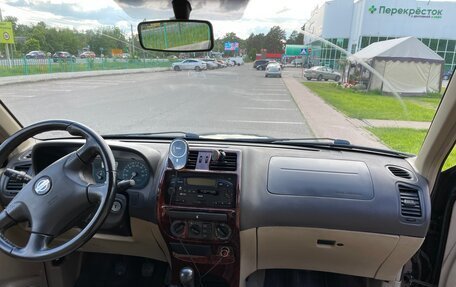 Nissan Terrano II рестайлинг, 2001 год, 540 000 рублей, 7 фотография