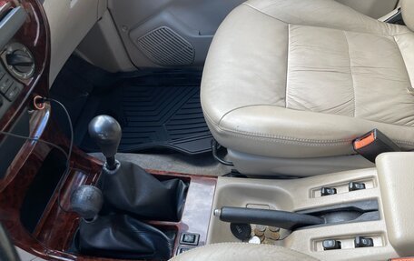 Nissan Terrano II рестайлинг, 2001 год, 540 000 рублей, 16 фотография