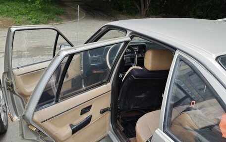 Volkswagen Passat B2, 1986 год, 350 000 рублей, 6 фотография