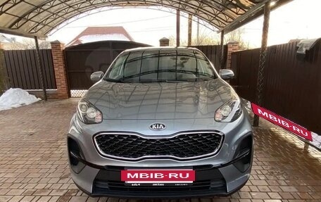 KIA Sportage IV рестайлинг, 2021 год, 2 449 000 рублей, 5 фотография