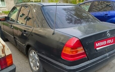 Mercedes-Benz C-Класс, 1994 год, 82 000 рублей, 3 фотография