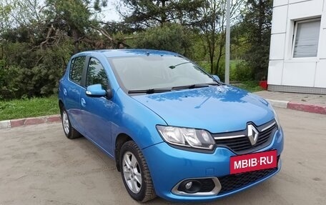 Renault Sandero II рестайлинг, 2015 год, 700 000 рублей, 4 фотография