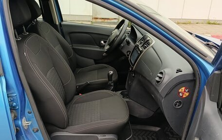 Renault Sandero II рестайлинг, 2015 год, 700 000 рублей, 9 фотография