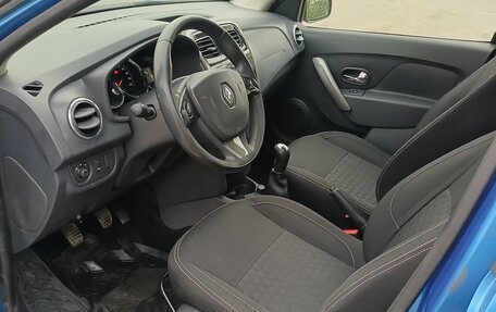 Renault Sandero II рестайлинг, 2015 год, 700 000 рублей, 7 фотография