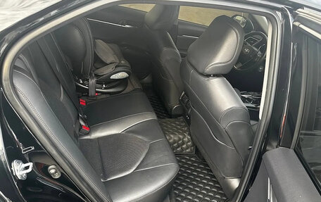 Toyota Camry, 2018 год, 2 450 000 рублей, 4 фотография