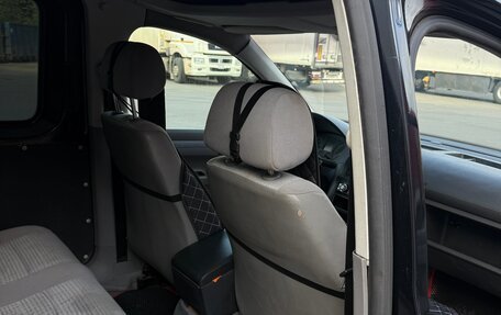 Volkswagen Caddy III рестайлинг, 2006 год, 600 000 рублей, 15 фотография