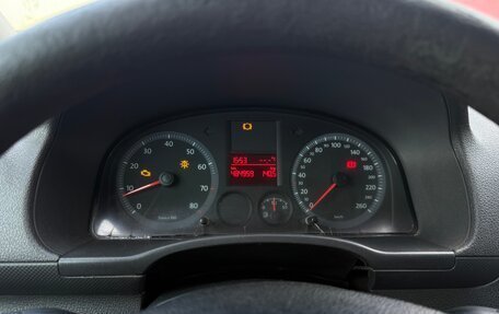 Volkswagen Caddy III рестайлинг, 2006 год, 600 000 рублей, 19 фотография