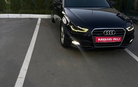Audi A4, 2014 год, 1 600 000 рублей, 2 фотография