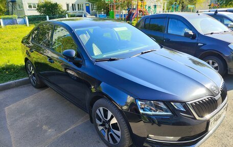 Skoda Octavia, 2017 год, 2 000 000 рублей, 2 фотография