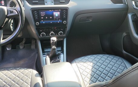 Skoda Octavia, 2017 год, 2 000 000 рублей, 13 фотография
