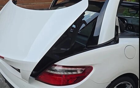 Mercedes-Benz SLK-Класс, 2015 год, 4 400 000 рублей, 26 фотография