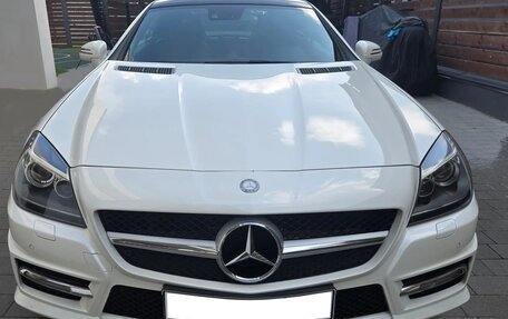 Mercedes-Benz SLK-Класс, 2015 год, 4 400 000 рублей, 28 фотография