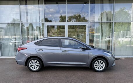 Hyundai Solaris II рестайлинг, 2019 год, 1 600 000 рублей, 4 фотография