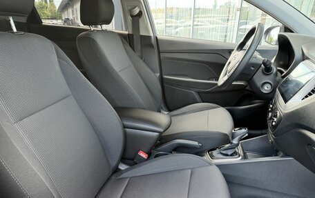 Hyundai Solaris II рестайлинг, 2019 год, 1 600 000 рублей, 10 фотография