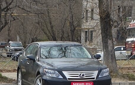 Lexus LS IV, 2011 год, 2 250 000 рублей, 1 фотография