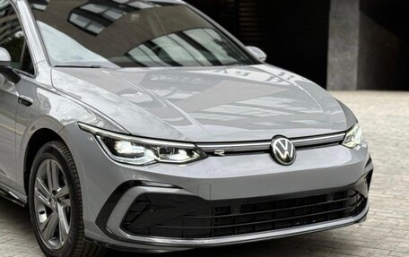 Volkswagen Golf VIII, 2023 год, 2 250 000 рублей, 1 фотография