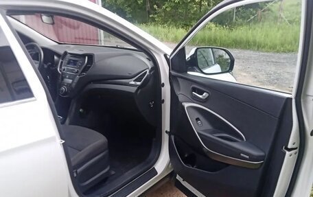Hyundai Santa Fe III рестайлинг, 2016 год, 2 250 000 рублей, 16 фотография