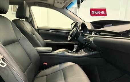 Lexus ES VII, 2016 год, 2 585 000 рублей, 15 фотография