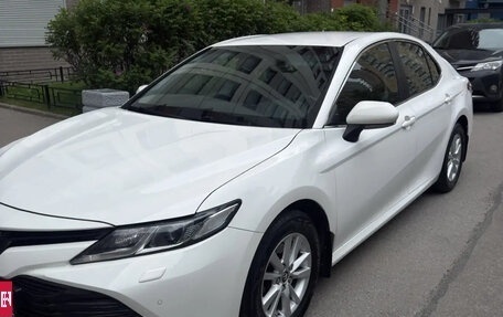 Toyota Camry, 2018 год, 2 850 000 рублей, 11 фотография