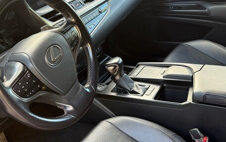 Lexus ES VII, 2019 год, 3 299 999 рублей, 2 фотография